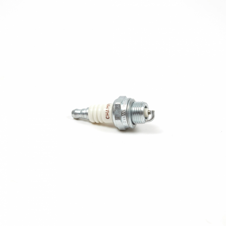 Spark plug in the group Spare Parts / Spark Plugs at GPLSHOP (801254)