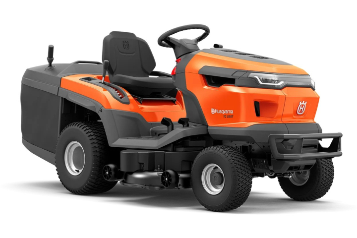 Husqvarna TC 220T Tractor in the group Husqvarna Forest and Garden Products / Husqvarna Ride- on lawnmower / Garden Tractors at GPLSHOP (9707278-01)